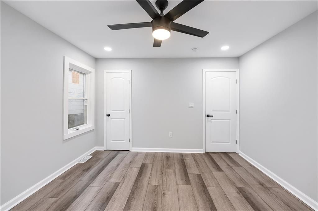 Building Photo - 1288 Lorenzo Dr SW