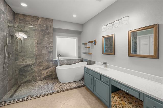 Building Photo - 4402 Spring Garden Dr