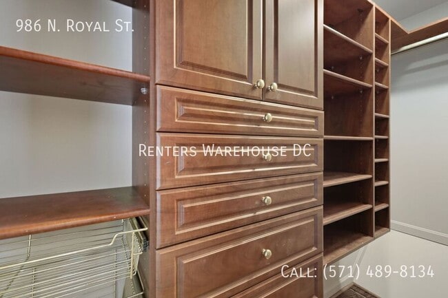 Building Photo - 986 N Royal St