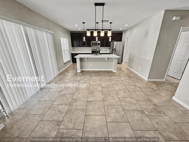 Building Photo - Limited Time Special Offer / 5 Bed, 3.5 Bath Home with Garage / Pet-Friendly / Vouchers Accepted ...