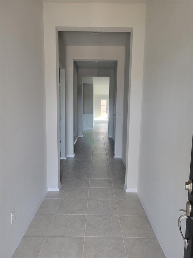Building Photo - 11617 Lago de Garda Dr
