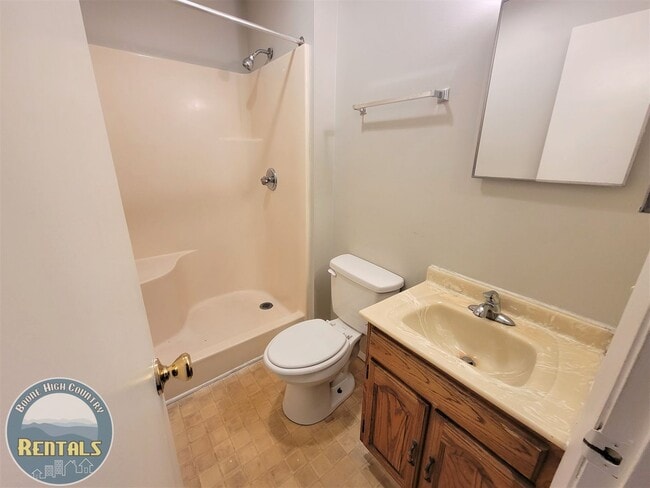 Building Photo - 4bd Upper Unit In Duplex Right Off New Market And Close To ASU