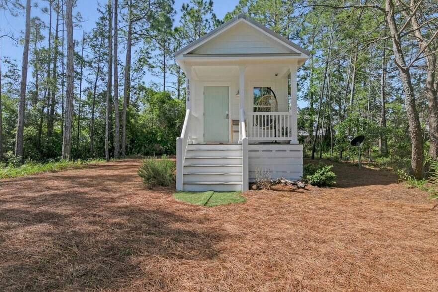 Building Photo - 1414 County Hwy 283 S