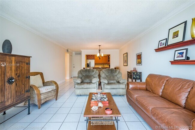 Building Photo - 2101 S Ocean Dr