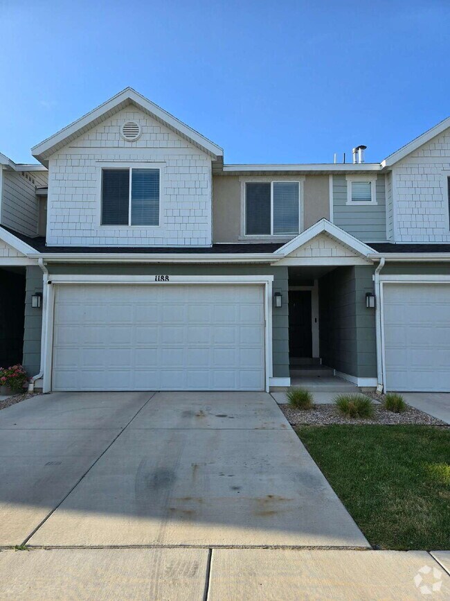 Building Photo - Adorable 4 bedroom Townhome for Rent in No...