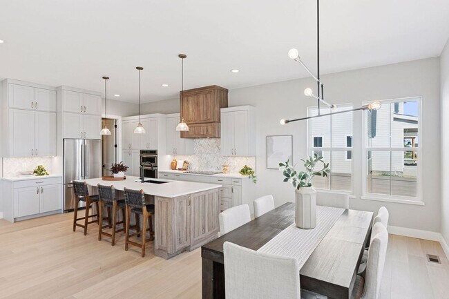 Primary Photo - New Charming Berthoud Home with Modern Com...