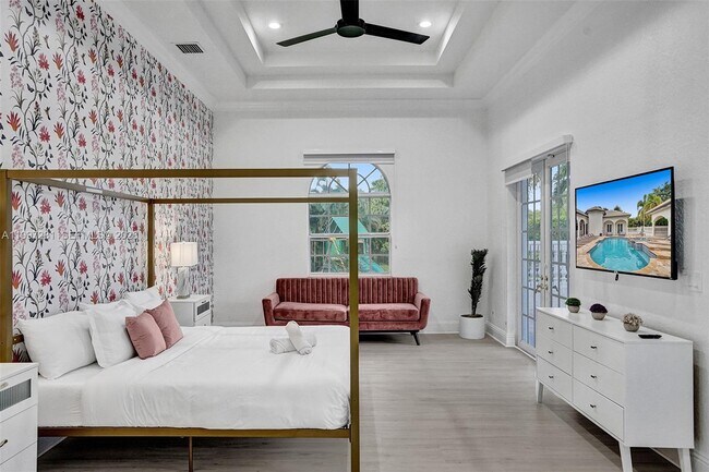 Building Photo - 13751 Pine Meadow Ct