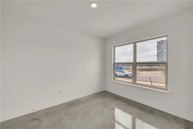 Building Photo - 1125 Lindsey Dr