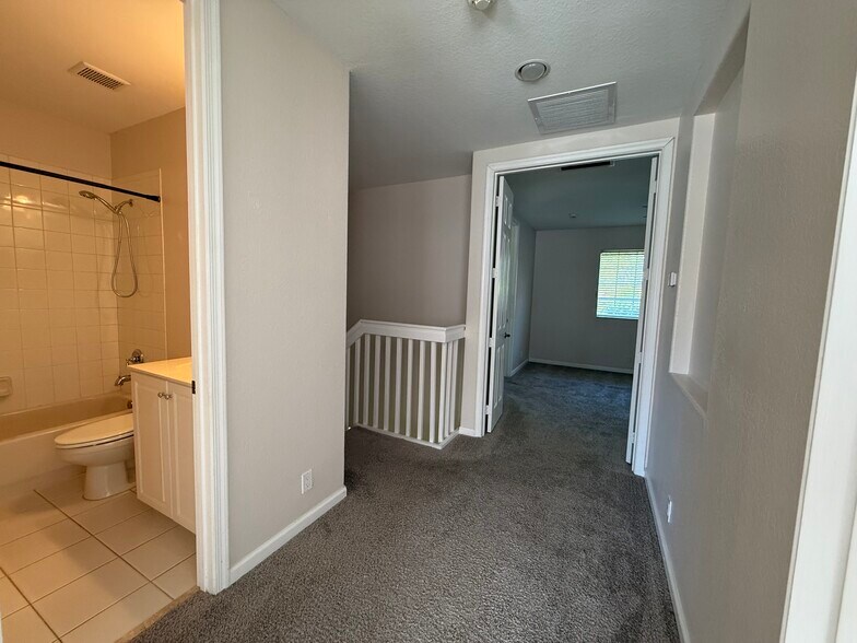 Building Photo - 7407 Briella Dr