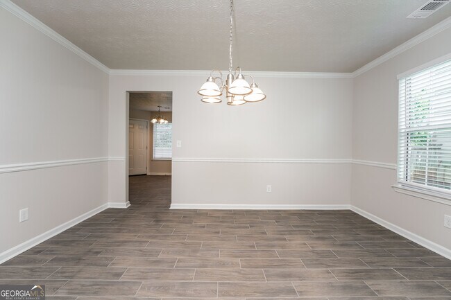 Building Photo - 4547 Carriage Park Dr