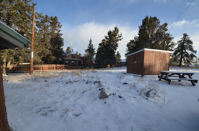 Building Photo - 398 Beaver Creek Rd