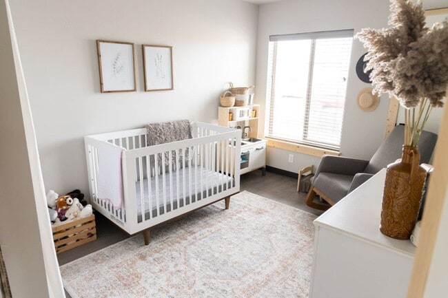 Building Photo - Teton River Flats Building 7B