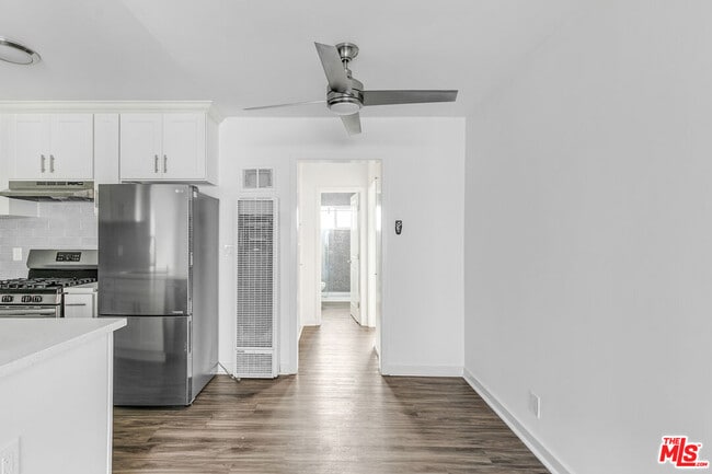 Building Photo - 1323 11th St