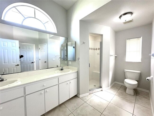 Building Photo - 73 Santarem Cir