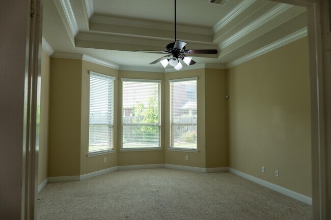 Building Photo - 25614 Somerset Meadows Ct