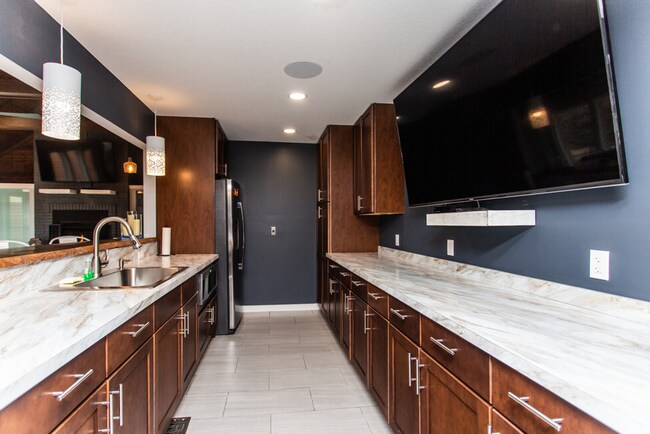 Building Photo - 2 bed 2 bath in Dublin City Schools!