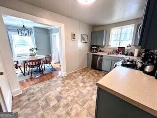 Building Photo - 601 Heard