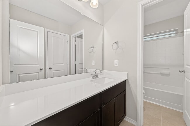 Building Photo - 20211 Rainflower Bay Ln