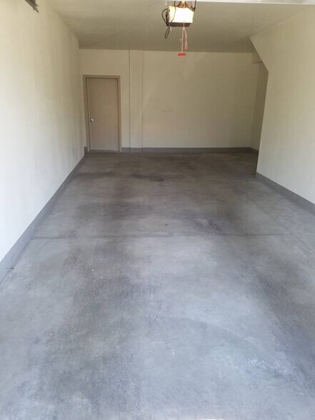 Building Photo - 1200 N 62nd St