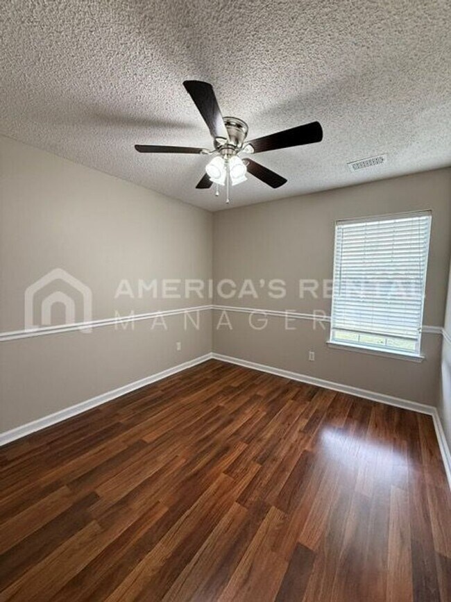 Building Photo - Easy Living in this Updated Pinson Home!!! AVAILABLE NOW!!