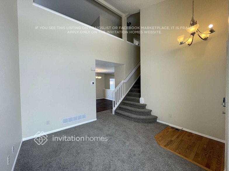 Building Photo - 3365 Bareback Dr