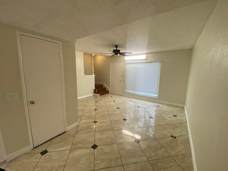 Building Photo - 17236 Nisson Rd