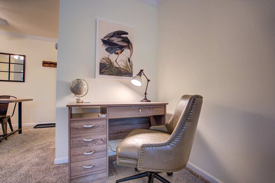 Building Photo - 3367 S 100th St