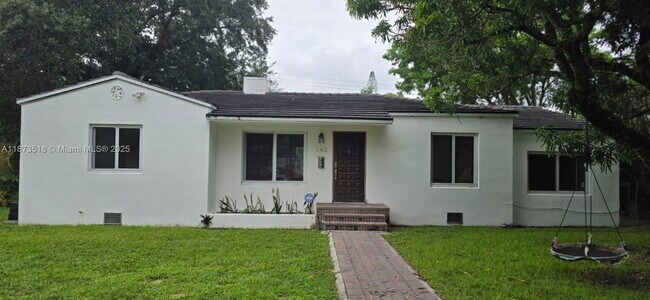 Primary Photo - 142 NW 98th St