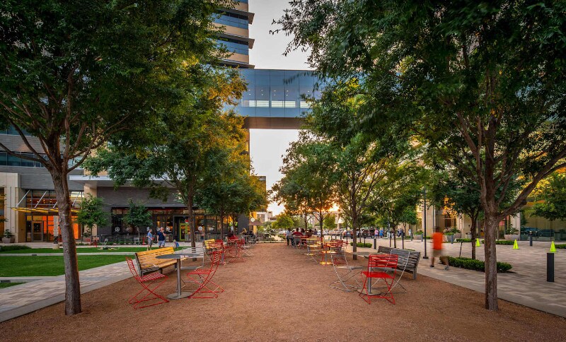 Building Photo - 3551 Wilshire Wy