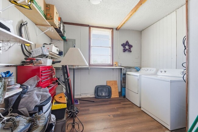 Building Photo - Charming 2b/1b Home in Old Hickory