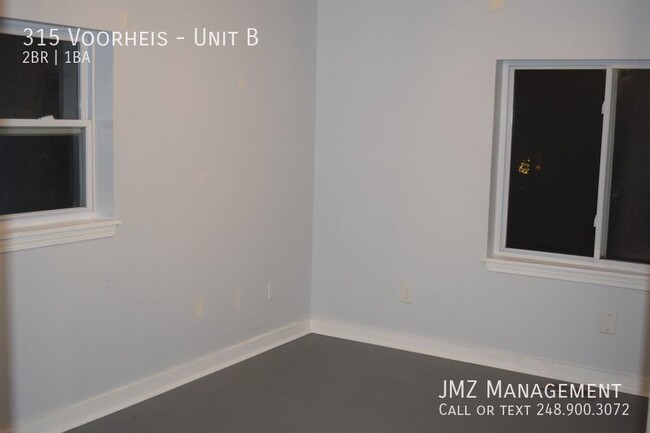 Building Photo - 315 Voorheis-Unit B
