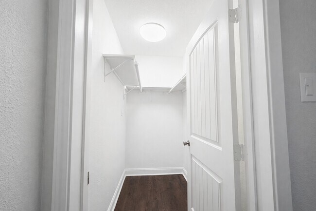 Building Photo - 8226 Harding St