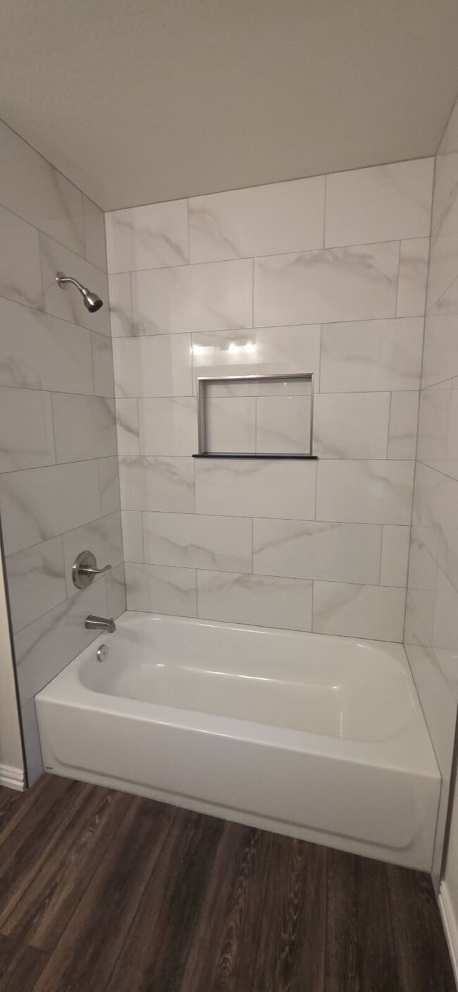 Building Photo - Beautifully Remodeled Home in Mansfield ISD – Corner Lot with Modern Upgrades!