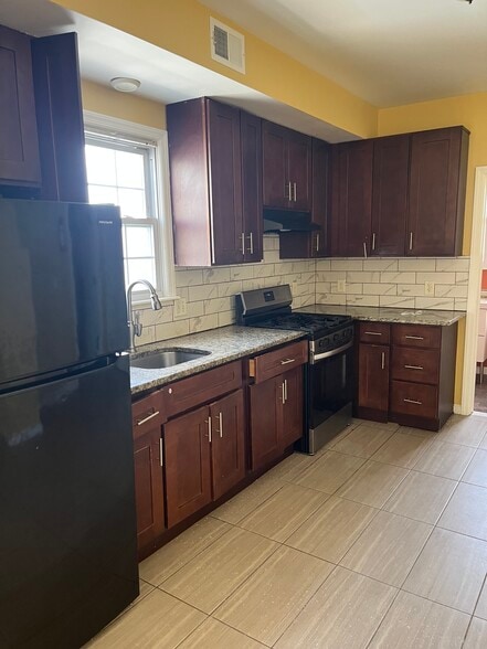 2nd Floor - 69 N 13th St
