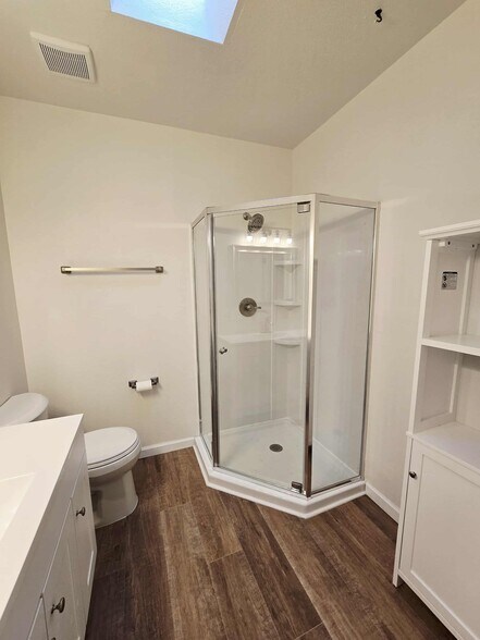 Building Photo - 3715 Simms Ave SE