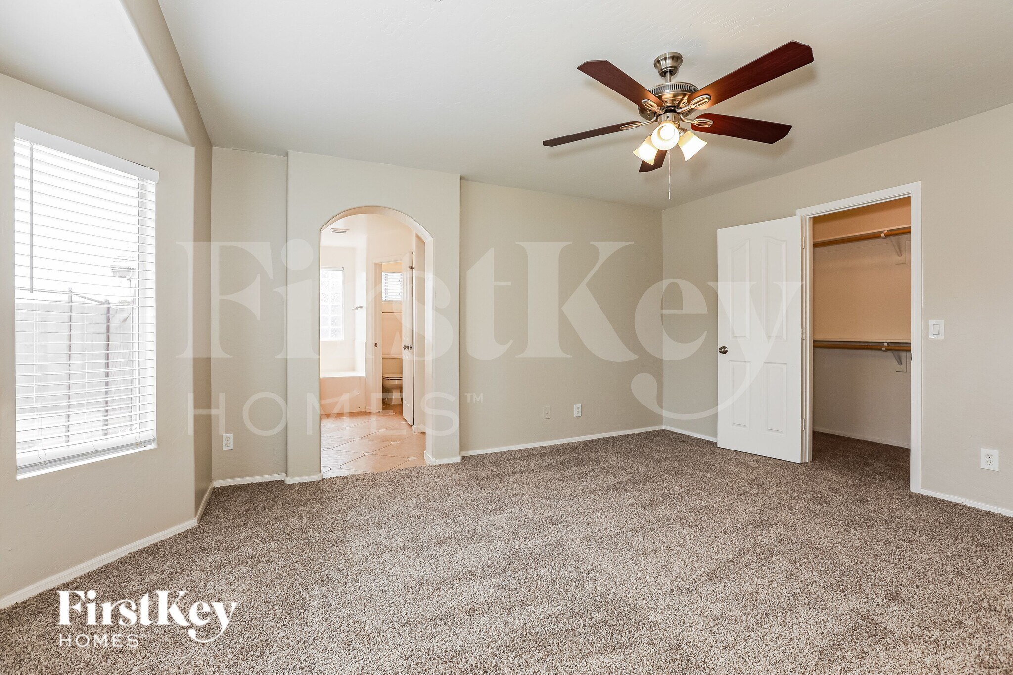 Building Photo - 3645 E Shapinsay Dr