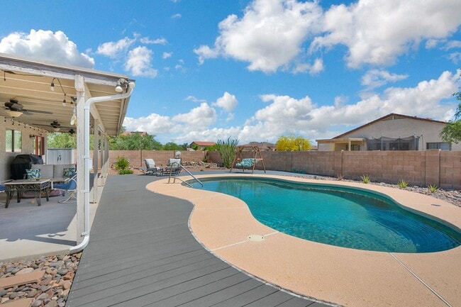 Building Photo - Private Pool Oasis  in southwest Tucson's coveted Star Valley!