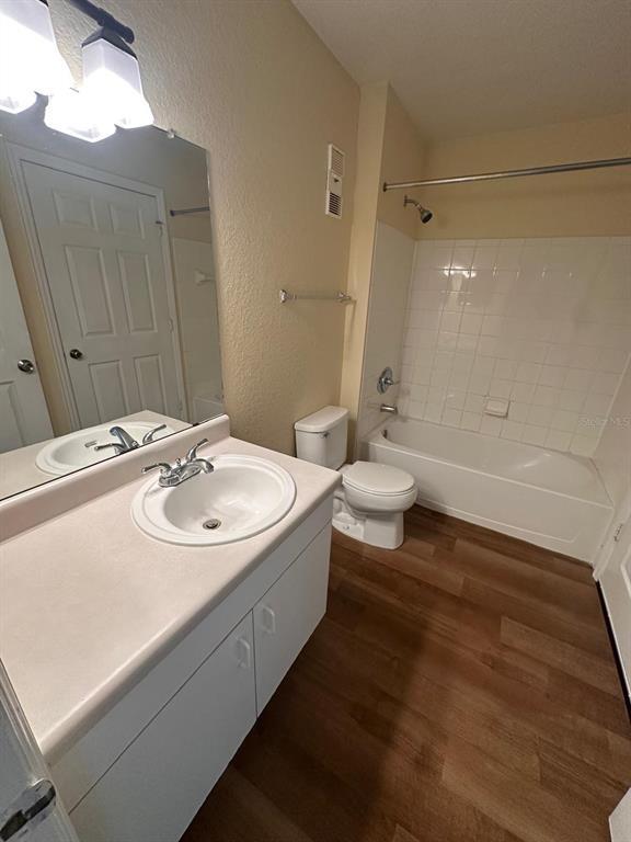 Building Photo - 13013 Mulberry Park Dr