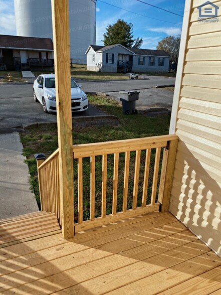 Building Photo - 232 Dogwood Pointe Dr