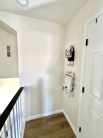 Building Photo - 6112 Modupeola Way