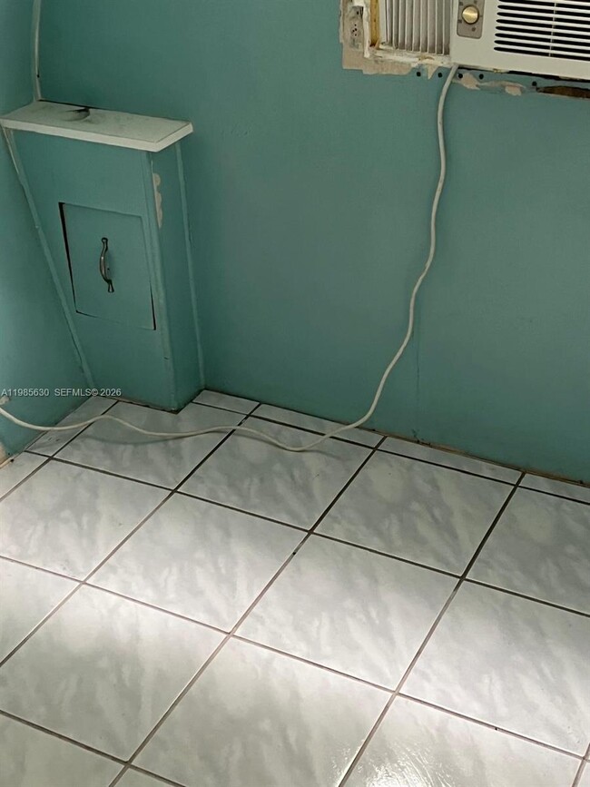 Building Photo - 2875 NW 167th Terrace