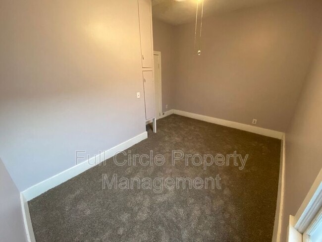 Building Photo - 2535 Avenue B