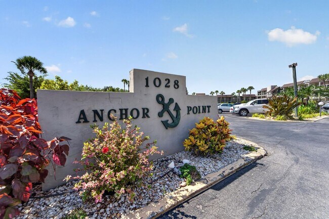 Building Photo - 1028 Apollo Beach Blvd