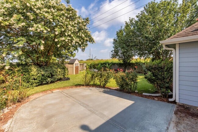 Building Photo - 4522 Laurel Green Ct