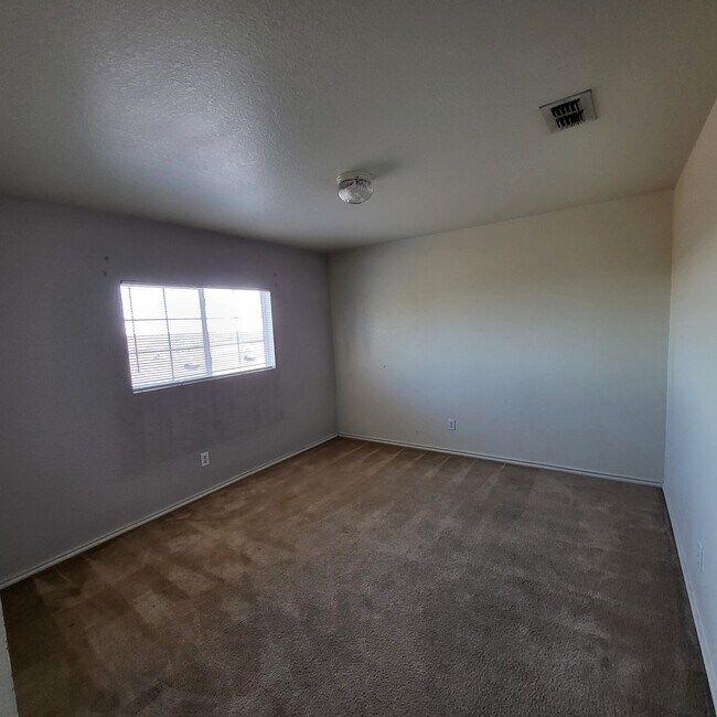 Building Photo - 6046 Bear Meadow