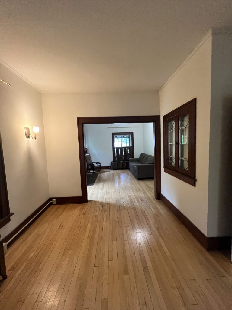 Building Photo - 115 Heights Ct