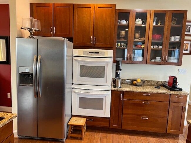 Building Photo - Single Family Home with Breathtaking Views