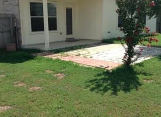 Building Photo - 811 Shadow Creek Blvd