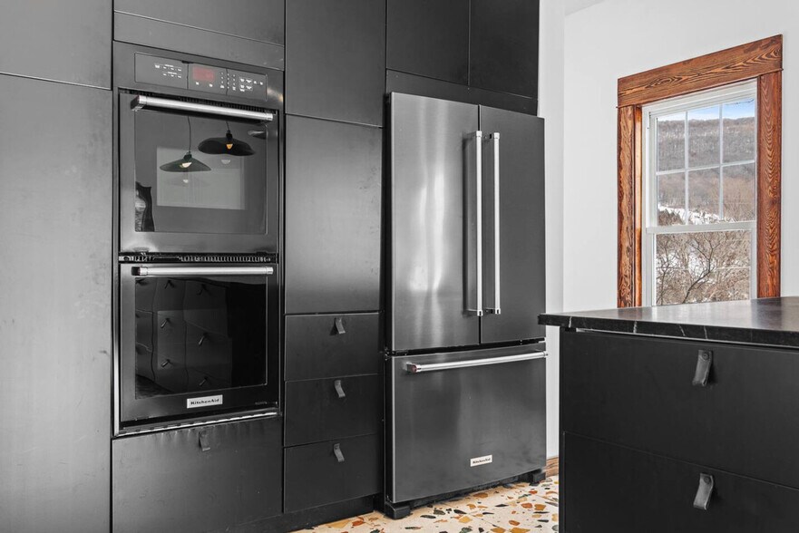 Building Photo - 4831 County Hwy 6