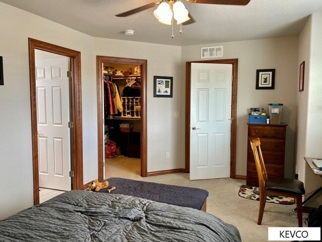 Building Photo - Expansive Newer Construction Townhome!